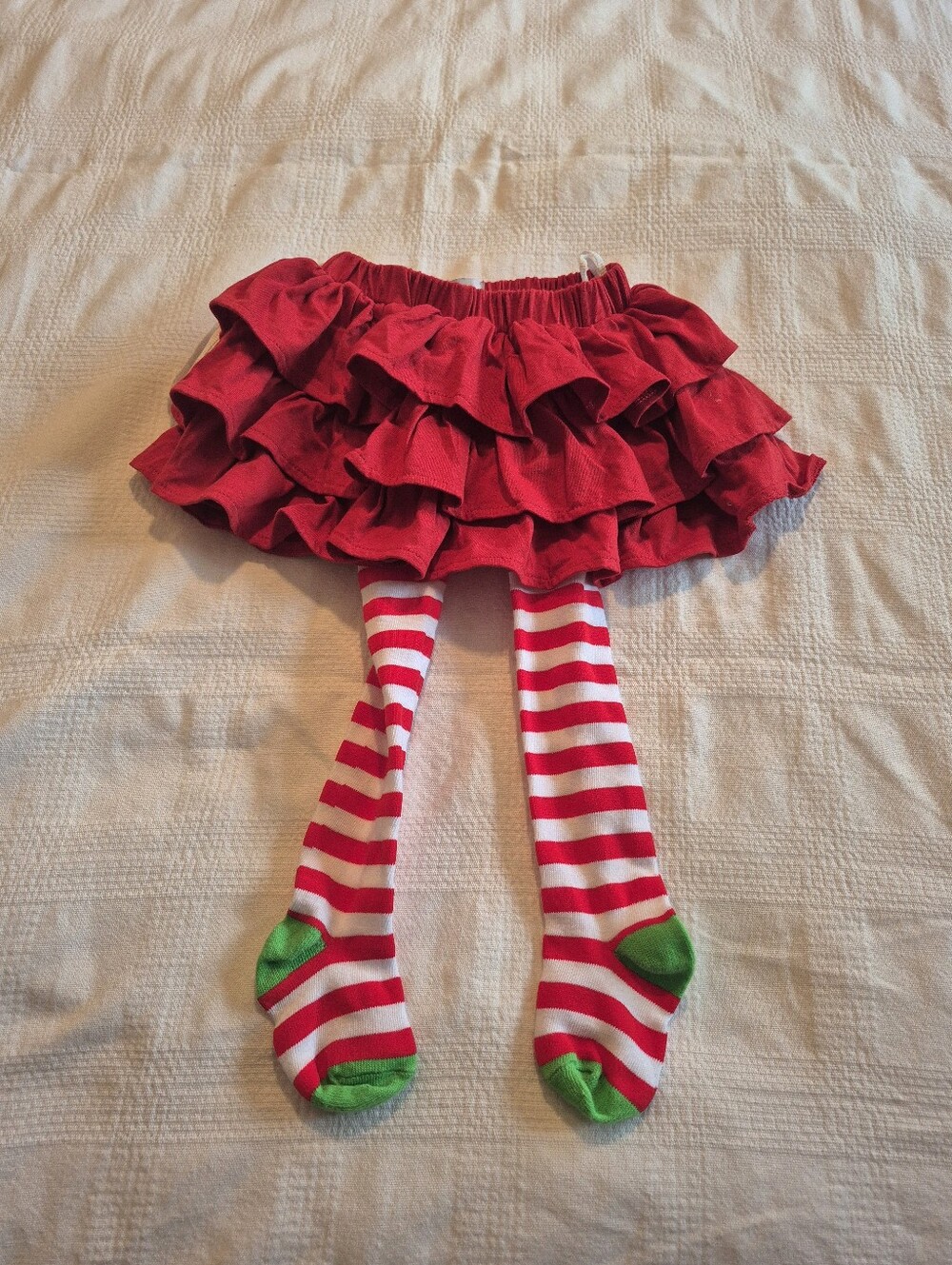 Mudpie girls size 2T-3T layered skirt with attached candy cane tights EUC
